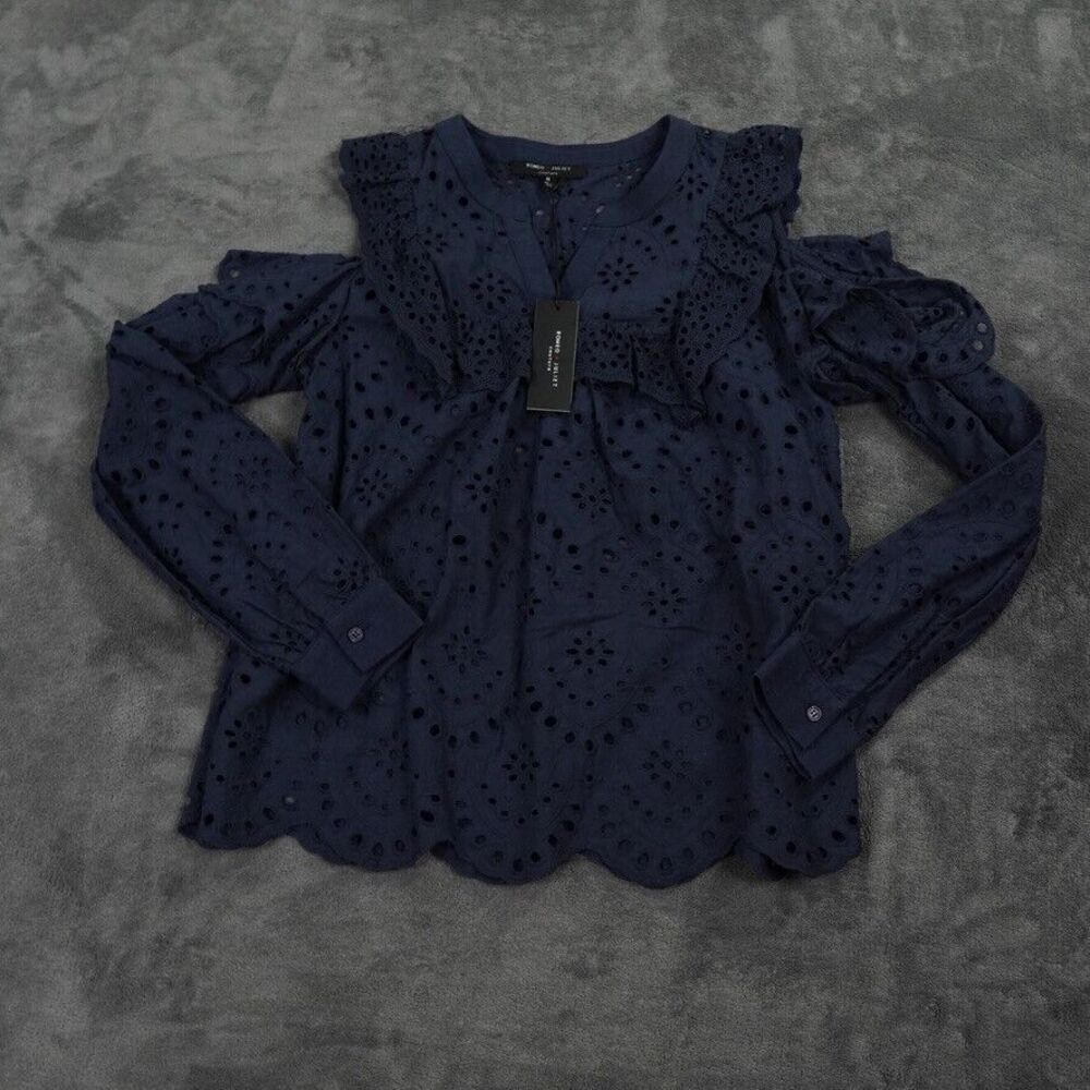 Romeo Juliet Couture Top Womens Medium Navy Blue Eyelet Cold Shoulder Laser Cut